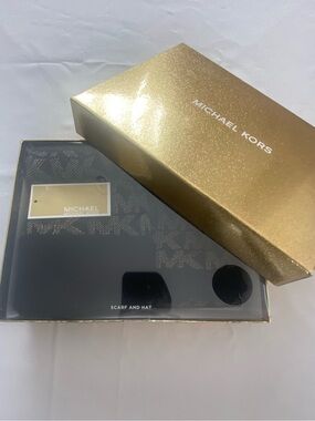 Michael Kors Black Tonal MK Scarf & Hat Gift Set